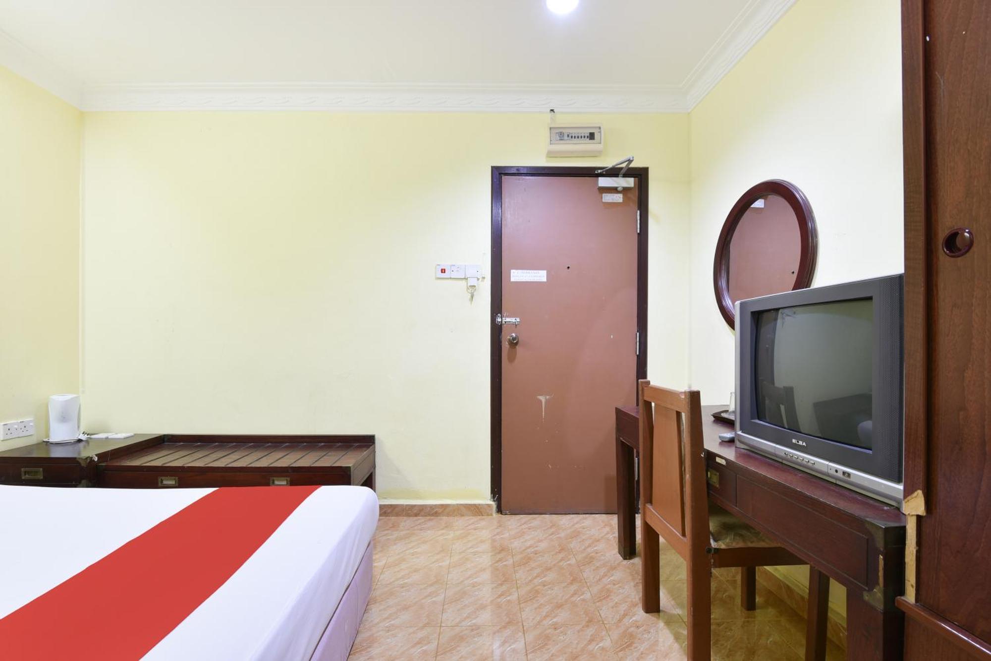 Hotel O Kota Bharu Near War Museum Formerly Azam Hotel Exterior photo