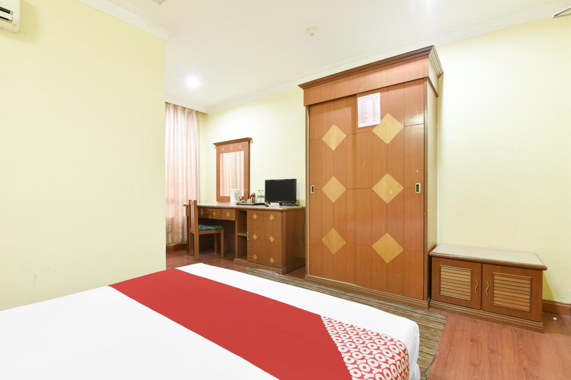Hotel O Kota Bharu Near War Museum Formerly Azam Hotel Exterior photo